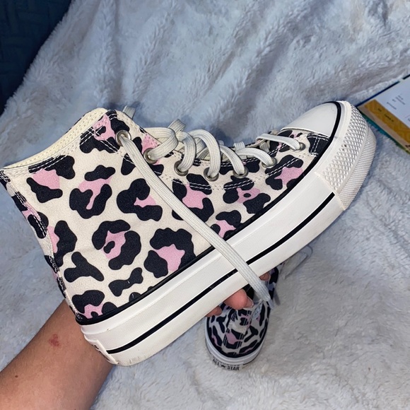 platform converse poshmark